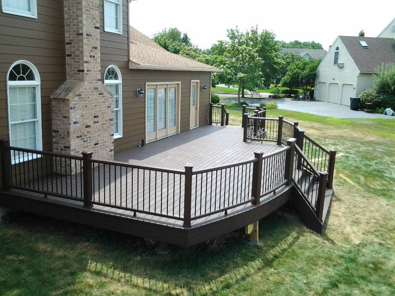 Top 5 Benefits of Choosing Composite Decking for Your Home